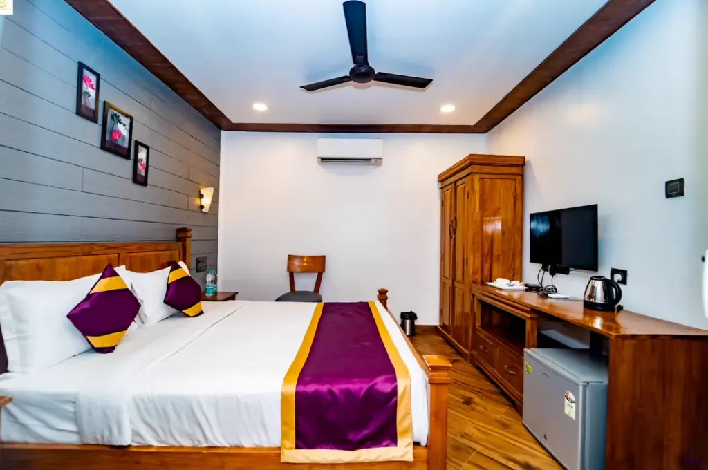 Boutique Super Deluxe Room by Viresta Hotels